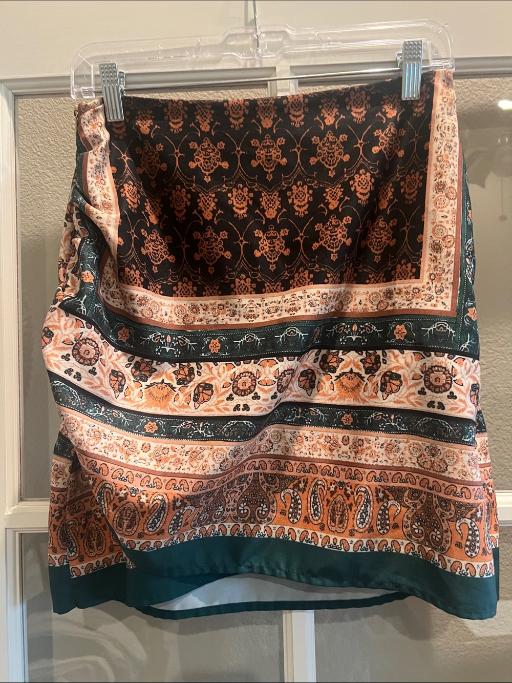 SHEIN Orange and Dark Green Paisley Border Mini Skirt